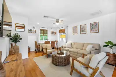 Image de The Topanga Cottage - Peaceful Canyon Escape