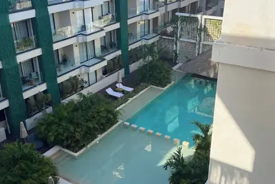 Image de Parking-Pool-Gym-A/C-WiFi-Security-Brand New
