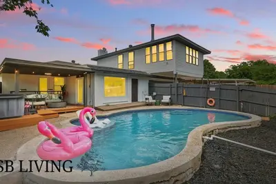 Image de Spacious 5br 3ba Retreat with Pool & Hot Tub