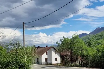 Image de Relaxing and charming 2-bedroom house in fantastic area near PlitviÄŤka jezera