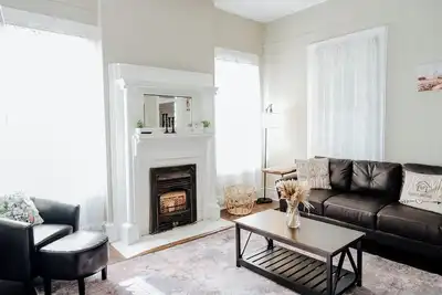 Image de 3br Winona Luxe | Fast WiFi | Pet Friendly