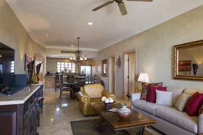 Image de Spacious 2br Beachfront Suite w Pool & Spa