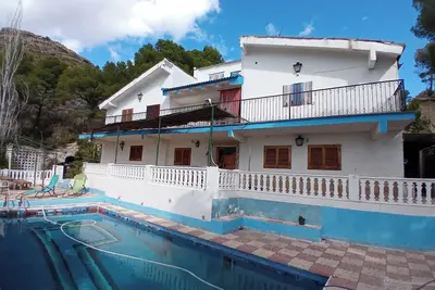 Image de Homerez - Villa pittoresque à Chulilla avec piscine privée
