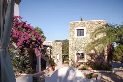 Image de Charming Finca wih pool and privacy 15 minutes from Ibiza