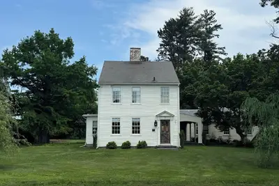 Image de Hill Ross Farmhouse Historic Property