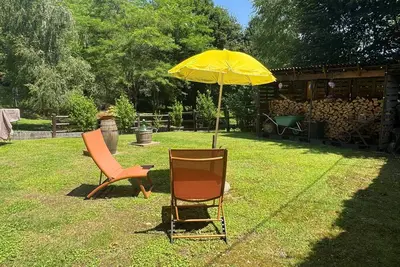 Image de Iris House, Room with Garden surrounded by greenery 5 km from the lake