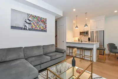 Image de Stylish Midtown 3br Retreat : High-End Design