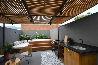 Image de Laureles Penthouse: Jacuzzi & Huge Terrace
