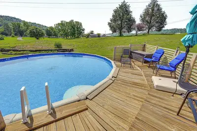 Image de Rural Family Getaway: 11 Mi to Lake Cumberland!