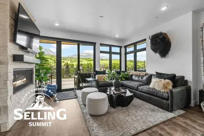 Image de 4 Season Mountain Penthouse on the Blue River