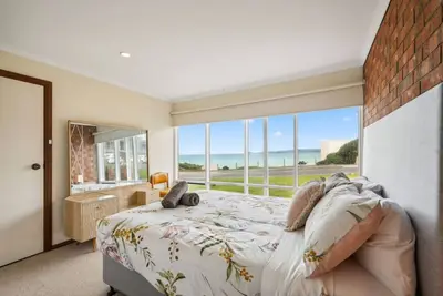 Image de Beachfront Views at Southern Sands- Wifi