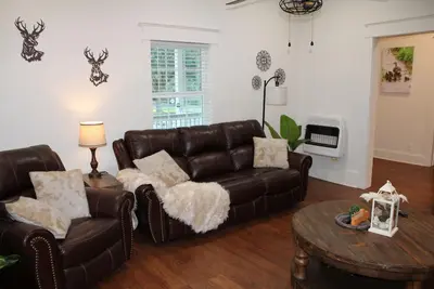 Image de Charming 3-bedroom home in Centreville, Ms on beautiful and peaceful landscape.
