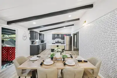 Image de Spacious Home-10 min from Six Flags/Rim/La Cantera
