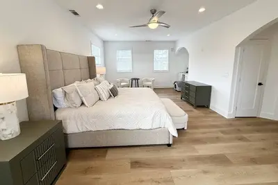 Image de Lux Apt in Midtown, Restaurants/Fun Social Spots, Atl &  $150 in activities included!