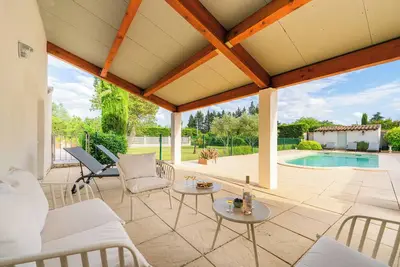 Image de Villa entièrement rénovée avec Piscine 8p entre Isle sur Sorgue & Avignon