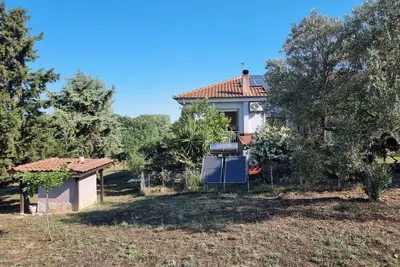 Image de Nana's Villa - Little Paradise\nNestled in greenery near the sea