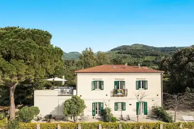 Image de Villa à Capo D'orlando avec 5 chambres à coucher, 10 couchages