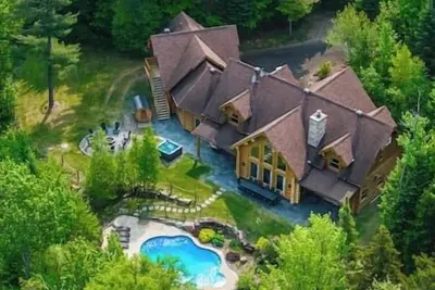 Image de Fiddler Lake Resort: Private Pool + Hot Tub