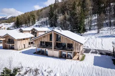 Image de Chalet neuf à La Plagne, accès direct aux pistes, sauna, parking, 5 chambres
