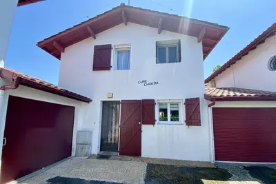 Image de Maison mitoyenne charmante, 3 pièces, 4 pers. , parking, wifi, près centre-ville