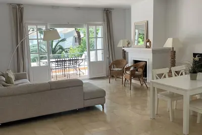 Image de Penthouse El Presidente Estepona 400 meters beach