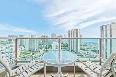 Image de Newly Renovated, Incredible Balcony Views 1316