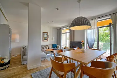 Image de Private, large penthouse apartment in the Diune complex 30 m from the beach