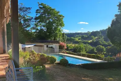 Image de Les Tournesols, Idéal vacances au calme en famille avec piscine