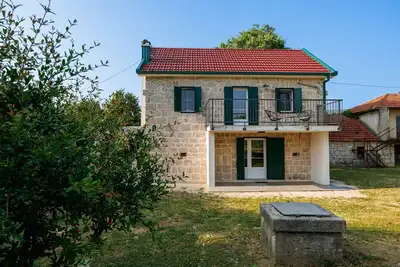 Image de Haus Meter in Donji ProloĹľac - Haus fĂĽr 6 Personen