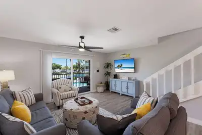 Image de Gulf View Getaway |  Sand & Sunset Views Daily!