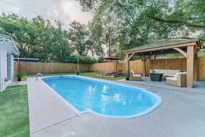 Image de Stylish Seminole Heights Oasis w/ Pool, Ac & WiFi located in the heart of Tampa