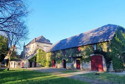 Image de La Maison De Famille. \nGrande maison XIXe à 3mn du Gouffre De Padirac. (10 pers. )