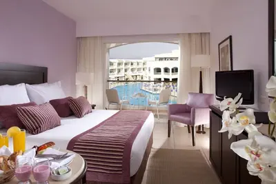 Image de All-Inclusive Escape | Live Shows, Aqua Fit & Pool-View Comfort, 3 Rooms