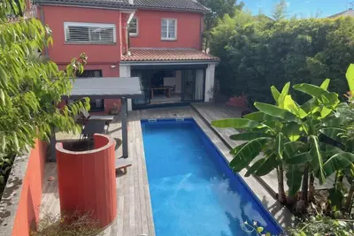 Image de Maison avec grande piscine + studio indépendant