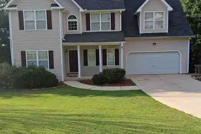 Image de Spacious 4-bedroom house In Dallas Ga, ideal for long term stays