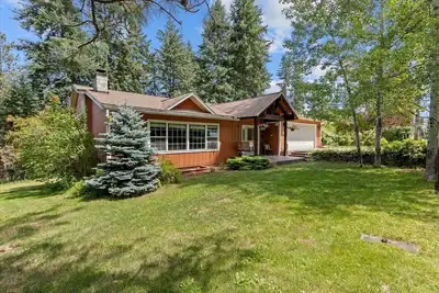 Image de Cozy 4br, 3ba Family Retreat Near Downtown Cda - Peaceful Wooded Backyard