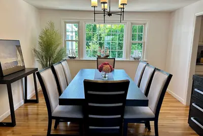 Image de Spacious, Private Getaway for 8 with 3 Bedroom 6 Beds, Central A/C in Yarmouth