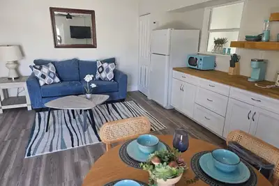 Image de Breezy Loft at Palmetto, Fl.
