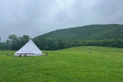 Image de To Camp or To Glamp?