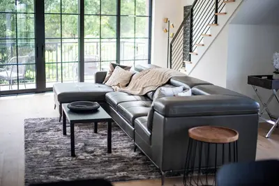 Image de Spacious 3-bedroom apartment with Ac, WiFi in delightful Atlanta