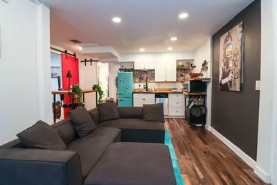 Image de St Pete Hideaway with optional Rv