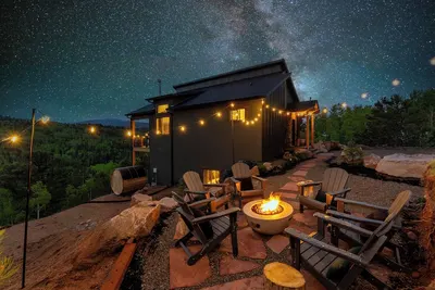 Image de Golden Heights - Sauna + 180 Degree Views + Hot Tub