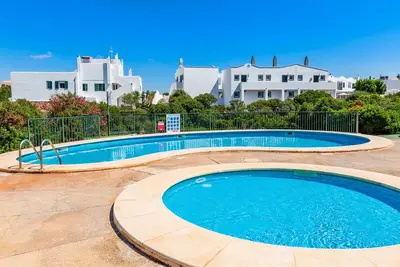 Image de Appartement \"Biniforcat 28\" avec vue sur le jardin, Wi-Fi et climatisation