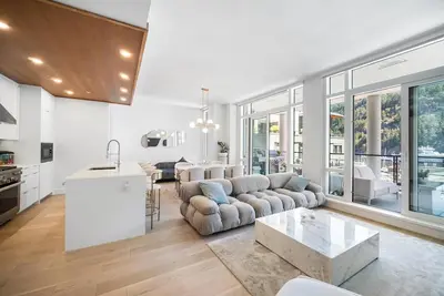 Image de Waterfront Cozy 2 Bed 2 Bath Apartment