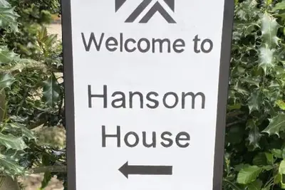 Image de Hansom House beautiful furnished deluxe king size accommodation