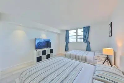 Image de Light place nearby the Beach/Free parking