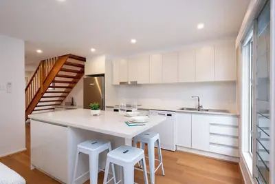 Image de Whispering Waves @ Woopi