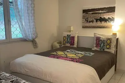 Image de Le Balcon de l`Oliveraie, Piscine, Parking, Calme