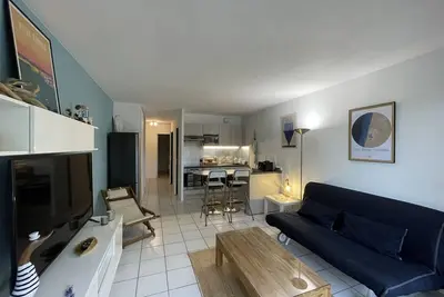 Image de Agréable T2 avec piscine et animaux admis