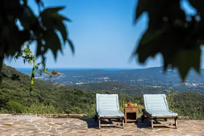 Image de Mas provençal : piscine chauffée, tennis, pétanque, vue mer, 20 min St-Tropez